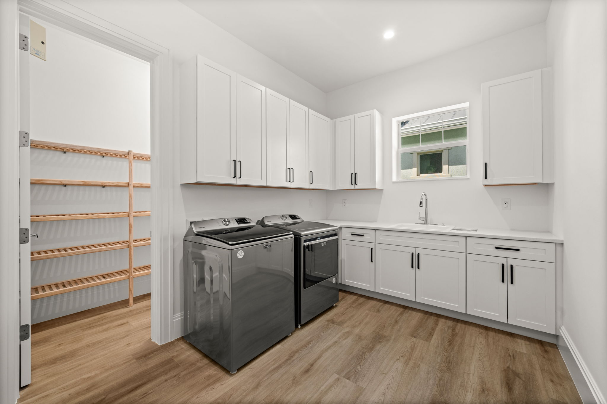 Sophie_61-web-or-mls-AND_1415